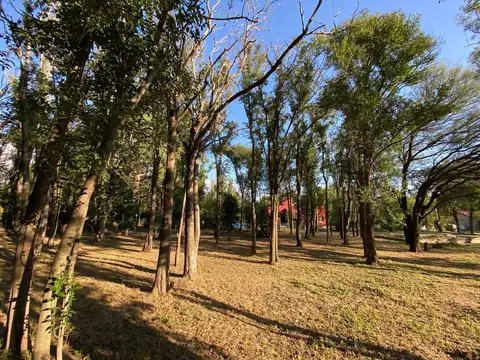 Lote con cimientos en Piedra Blanca, a minutos de Merlo