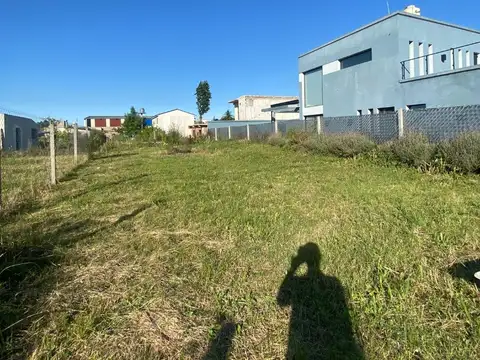 Terreno en Venta 30  mts Fondo