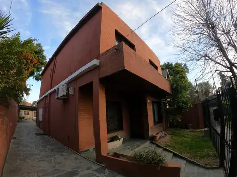 Casa en Venta en Don Torcuato, USD 215.000
