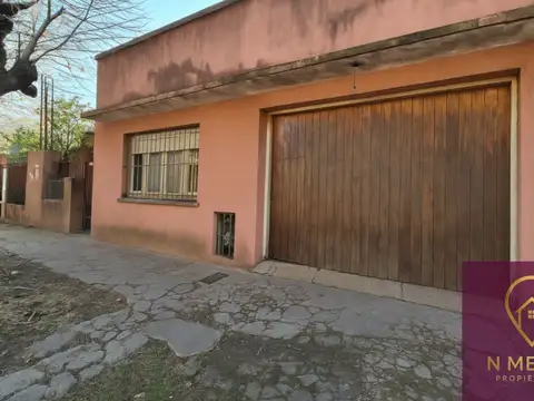 Casa en venta c/ cochera en San Miguel