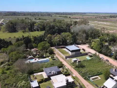 Venta galpón comercial usos múltiples en Ibarlucea - Cruce ruta 34 S y calle Alfredo Schilla