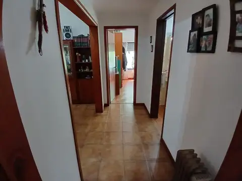 VENTA - CASA 3 AMB C/PATIO SARANDI