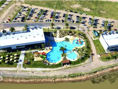 Terreno en Venta 30  mts Fondo