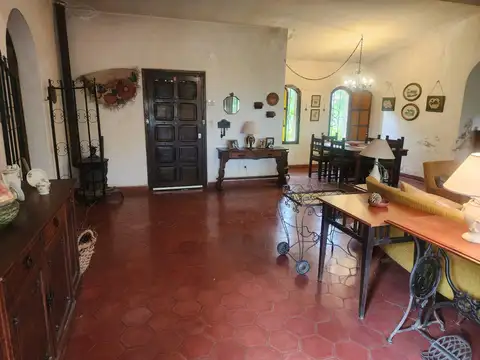 Casa a la venta en Comuna de San Roque. (C443)
