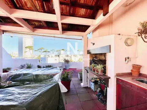 Apartamento en Mansa - Punta del Este en venta de 3 dormitorios.