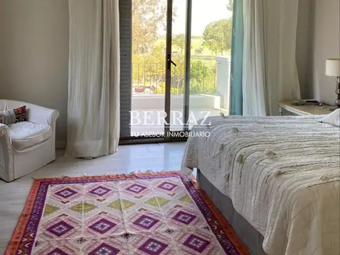 Casa en Alquiler Temporal con 2 cocheras