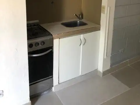 Departamento en Alquiler en Monte Castro, $ 320.000