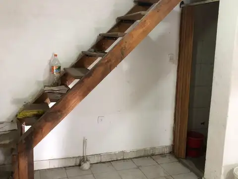 Local en Alquiler en Los Polvorines, $ 850.000