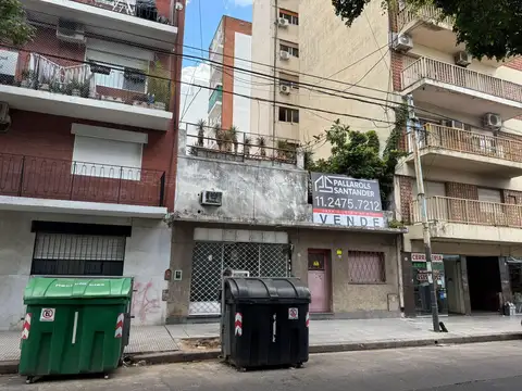 Venta casa en Flores