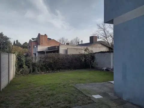 CASA DE 2 PLANTAS A ESTRENAR EN RANELAGH U$S 192.000