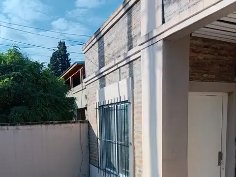 PH en el barrio Villa Alpina II, Pilar.