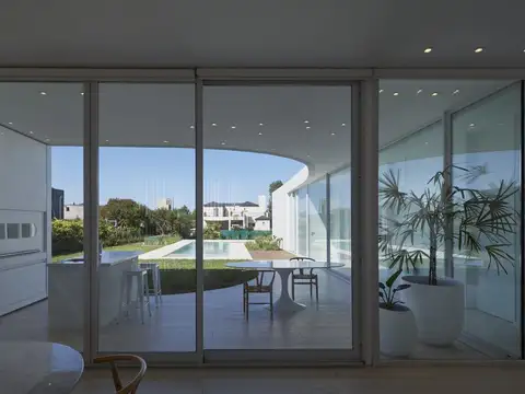 Alquiler Casa PB  3dorm- San Sebastián, Funes