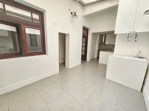 General Juan Gregorio Lemos 300