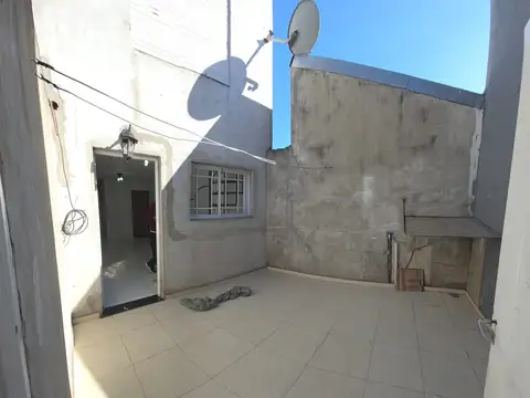 Depto Tipo Casa en Venta de 2 ambientes