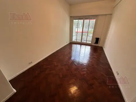 Avenida Santa Fe al 3700