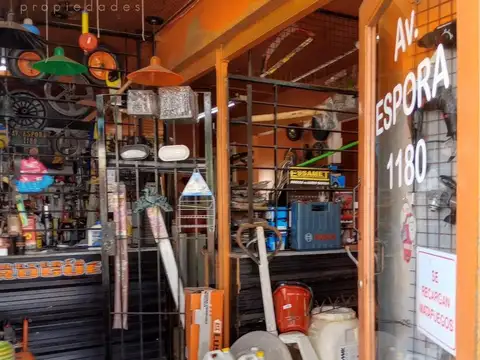 Av. Espora  al 1100