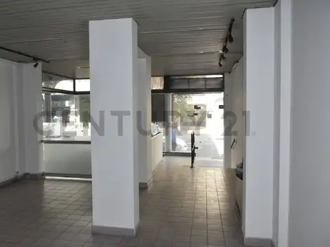 Local en Venta 42 años