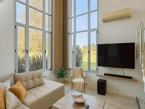 Casa 7 ambientes con 2 baños