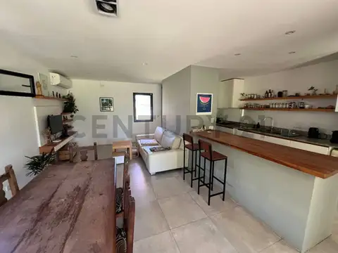 Casa en Alquiler en Arturo Segui, $ 1.200.000