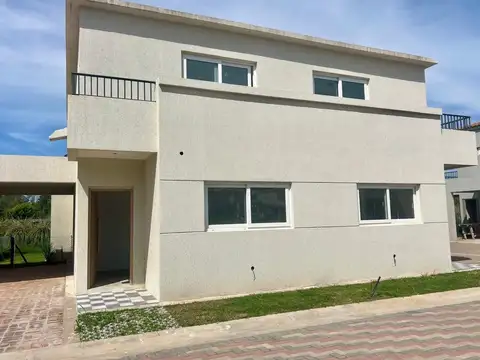 Casa  en Venta ubicado en Chic Village, La Lonja, Pilar