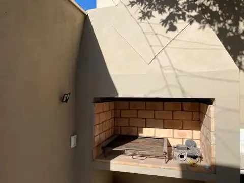 Casa en Venta en Lujan de Cuyo, USD 210.000