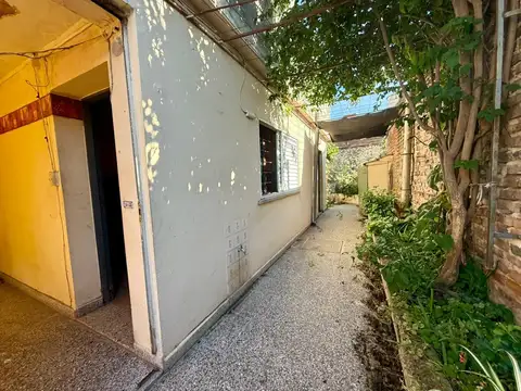 Depto Tipo Casa 2 ambientes con 1 baño