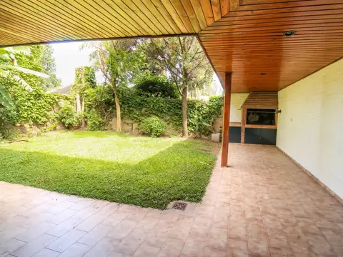 Casa - Alquiler - Argentina, San Isidro - Tte. Gral. Aramburu  1476