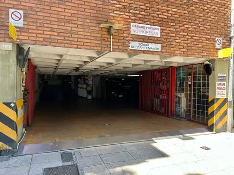 Cochera en venta - Belgrano R