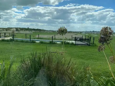 Casa 6 ambientes con 3 baños