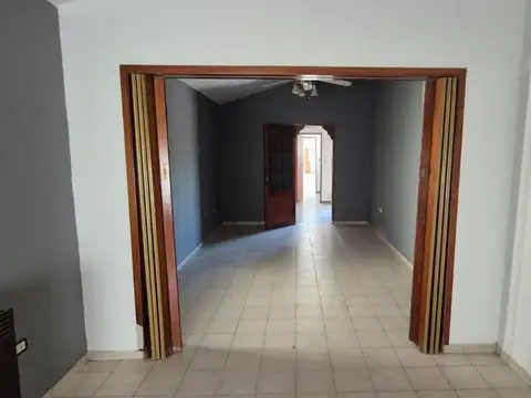 CASA 4 DOR CON PILETA, LA CALERA CENTRO