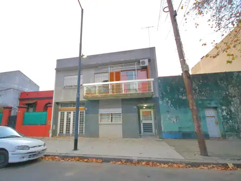 TAPALQUÉ 4353: DEPTO. tipo PH 3amb. antiguo en excelente estado