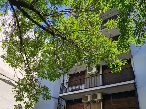 Avenida Juan Bautista Alberdi 2200, Piso 1