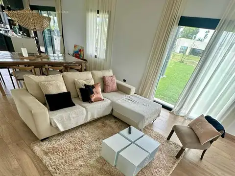 Casa en Alquiler Temporal de 3 dormitorios