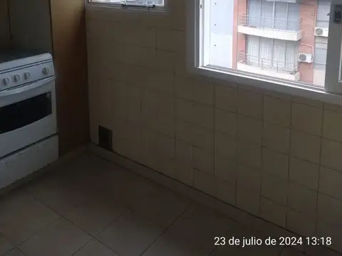 Departamento en Alquiler en Coghlan, $ 600.000