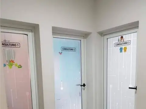 LOCALES - A LA CALLE - FONTANA