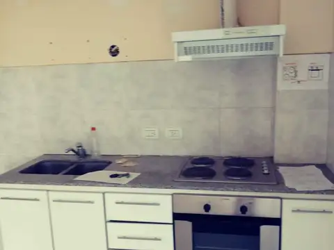 San Lorenzo 1200, Piso 2