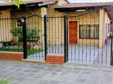 CASA EN VENTA EN VILLA REGINA 