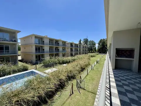 VENTA DEPARTAMENTO 2 DORMITORIOS PLANTA BAJA. ,