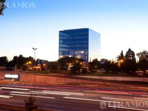 Oficina en Venta con 2 cocheras