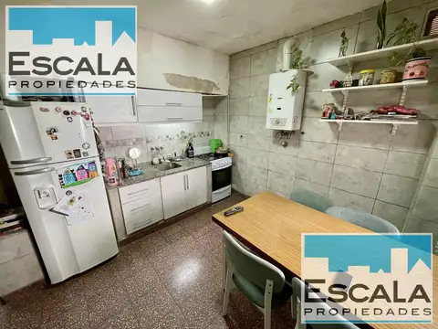 Casa 4 ambientes con 1 baño
