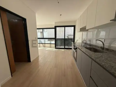 PARAGUAY 2000, Piso 4