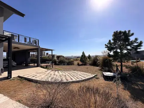 Casa en Venta en Puerto Del Aguila, USD 295.000