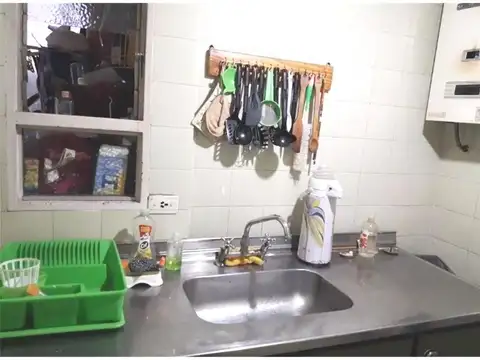 DEPTO 1 AMB, LIV, COC, BAÑO, BALCÓN, CONTRAFRENTE CON VISTA ABIERTA! X ASCENSOR