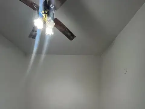 ALQUILER CASA INTERNA UNICA