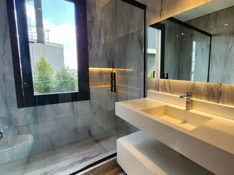 casa en venta en Marinas, Puertos del Lago