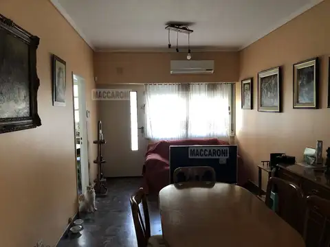 Casa en Venta en Mataderos, USD 220.000