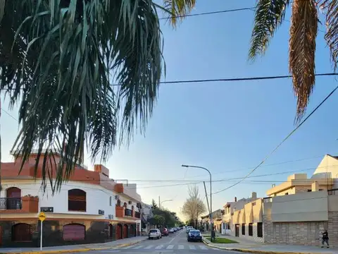 Casa Venta barrio Naon Mataderos, permuto