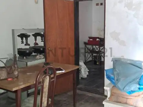 Venta Casa + Deposito, Permuta, San Martín