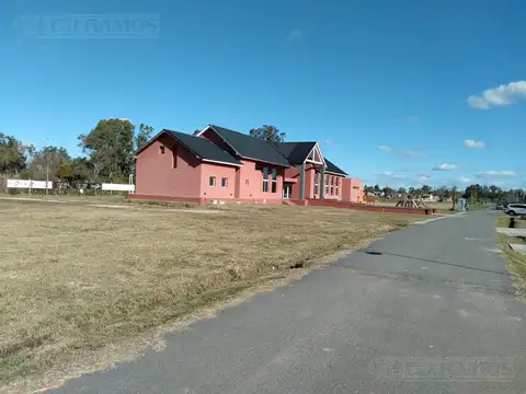 Barrio EL Ensueño Lote Laguna PG