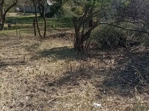 VENTA LOTE EN UNQUILLO 800m2 SE RECIBE AUTO